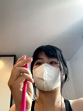 Your-Sunny from StripChat is Freechat