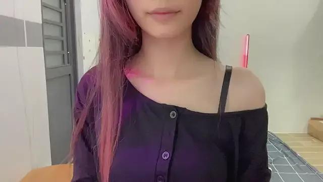 Try our streaming cams variety and talk on a personal level with our adorable girls streamers, showing off their bountiful shapes and dildos.