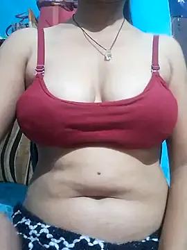 Your-sweety from StripChat is Freechat