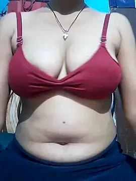 Your-sweety from StripChat is Freechat