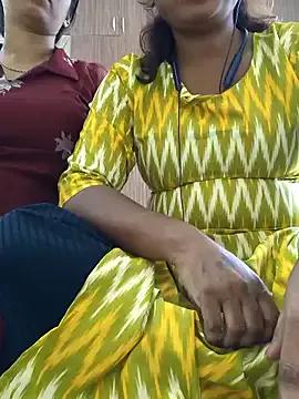 your_chandni04 from StripChat is Freechat