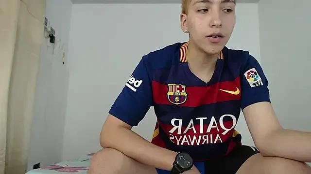 Your_favorite_ftm_ from StripChat is Freechat