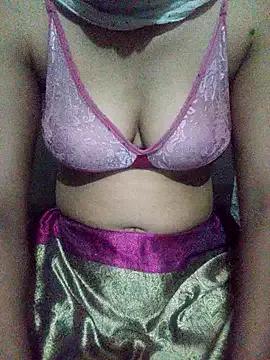 YOUR_GIRLFRND from StripChat is Freechat