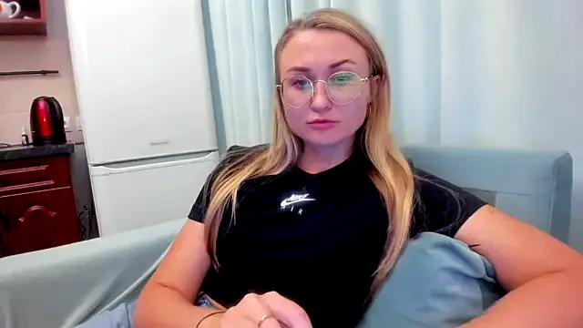 your_Goddess_Eva from StripChat is Freechat