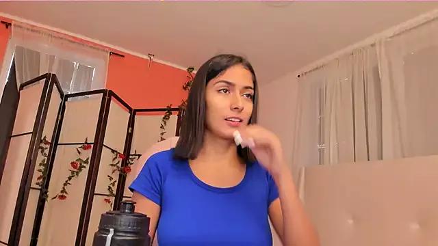 your_khloe from StripChat is Freechat