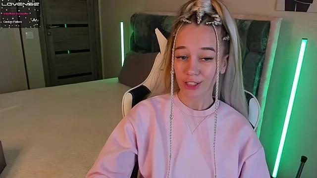 Cling to live show with Your_misstress from StripChat 