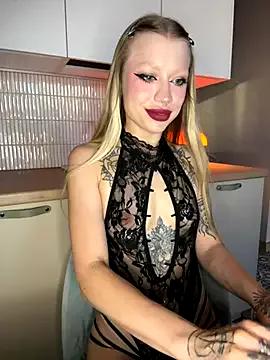 Your_Sweet_Blondie from StripChat is Freechat