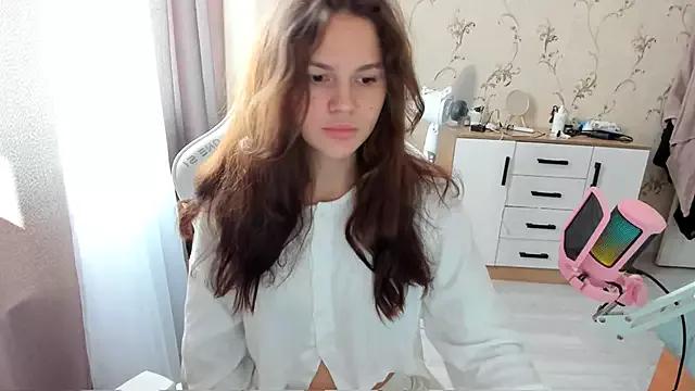 yourdreamm_ from StripChat is Freechat