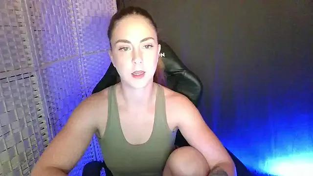 youremilyrose from StripChat is Freechat