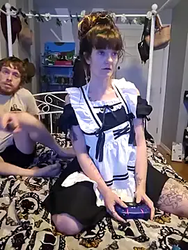 YourFavCanadianMILF from StripChat is Freechat