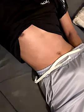 Yourfavourite33 from StripChat