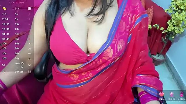 YourKittuu from StripChat is Freechat