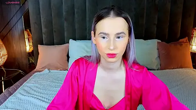 YourMoneyBossNikki from StripChat is Freechat