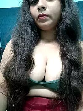yours-riyaa from StripChat is Freechat
