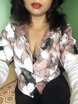 yours_sugar_babe from StripChat is Freechat