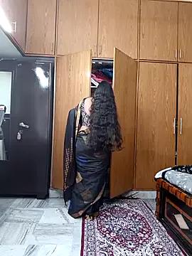 Cling to live show with yoursana- from StripChat 