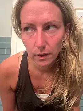 YourSophiaxo from StripChat is Freechat