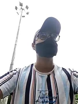 YoursThickDick from StripChat is Freechat