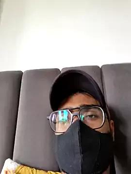 YoursThickDick from StripChat is Freechat