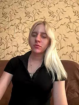 YourSunnyBabyLove from StripChat is Freechat