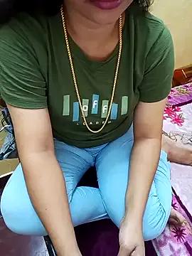 yourtamilgirl from StripChat is Freechat