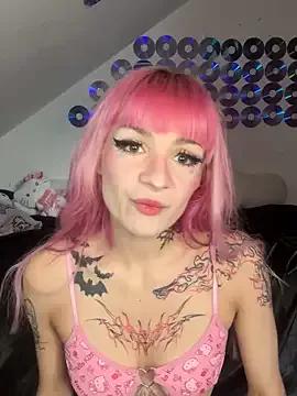 YourTattooBaby from StripChat is Freechat