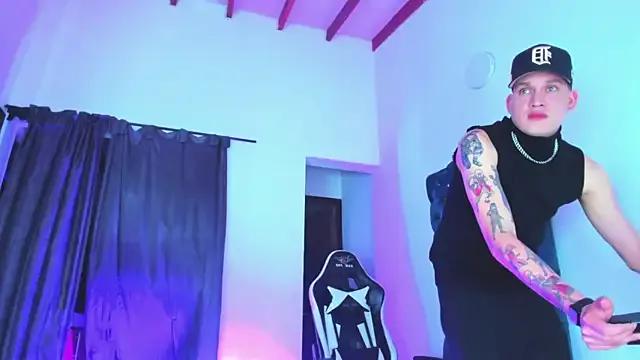 Yourtemptation555 from StripChat is Freechat