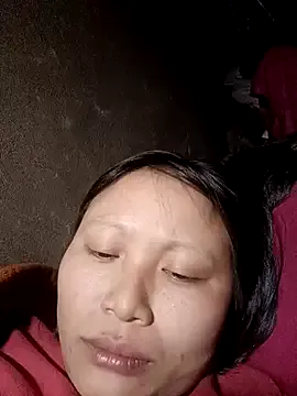 yoyo-mi on StripChat 