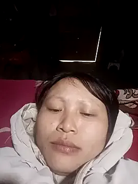 yoyo-mi on StripChat 