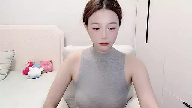 yoyoyo7799 from StripChat