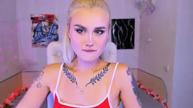 YrRina from StripChat is Freechat