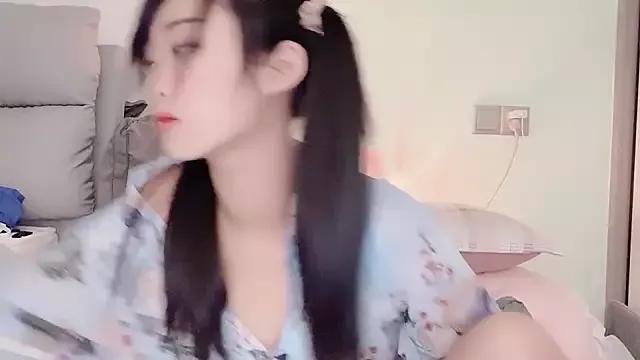 yueyue2003 from StripChat