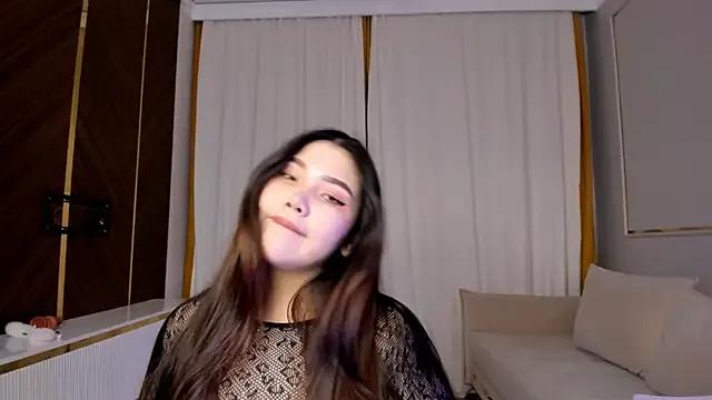 yummmymommy from StripChat is Freechat