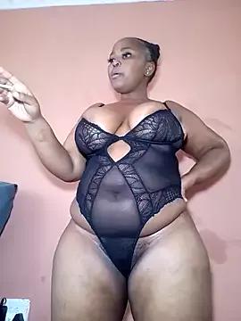 Yummy-Cat from StripChat