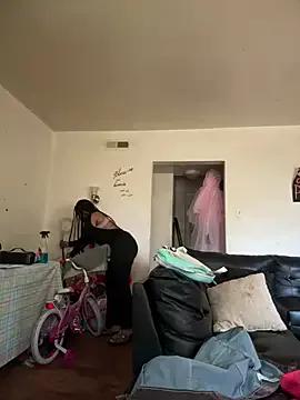 yummy0322 from StripChat