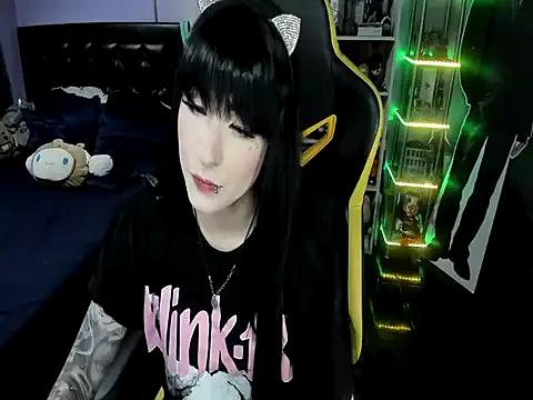 Yummy_dark from StripChat is Freechat