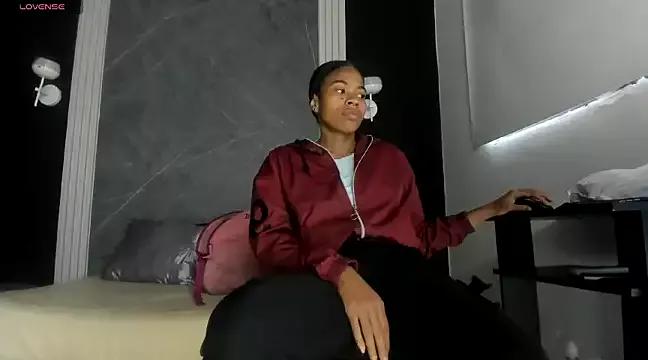 YummyDuooo from StripChat