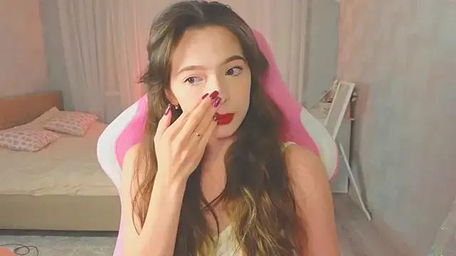yuna_sunshy from StripChat is Freechat