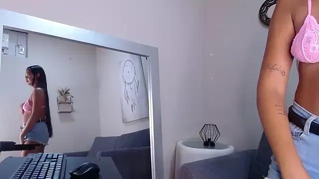 yurajones from StripChat is Freechat