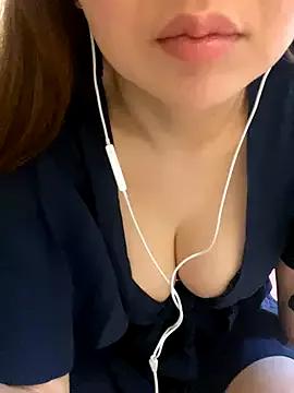 yurika_x from StripChat is Freechat