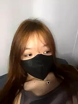 Yurri_Lee from StripChat