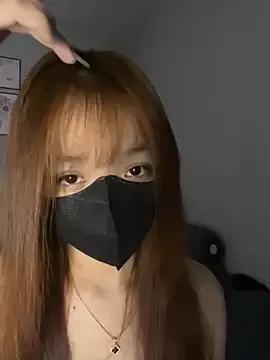Yurri_Lee from StripChat