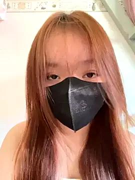 Yurri_Lee from StripChat