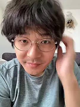 yuuki8910 from StripChat
