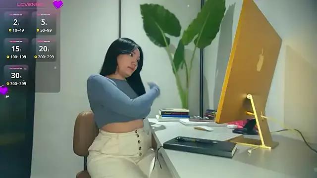 Try our streaming cams variety and talk on a personal level with our adorable girls streamers, showing off their bountiful shapes and dildos.