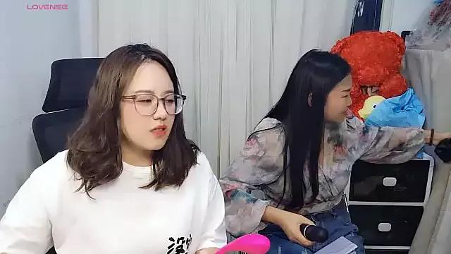 YY-Felicia from StripChat