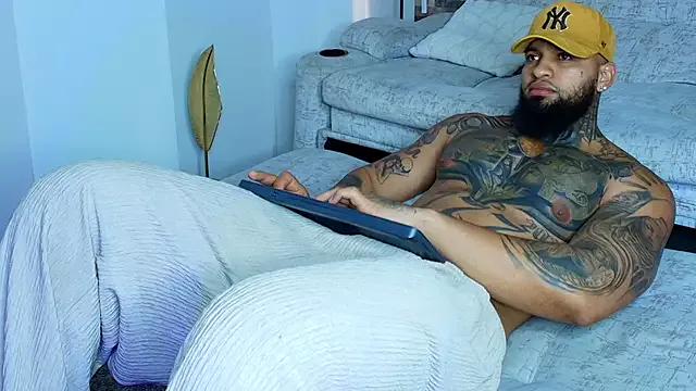 zaiin_diesel from StripChat