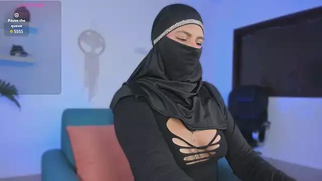 zali_mahamed from StripChat is Freechat