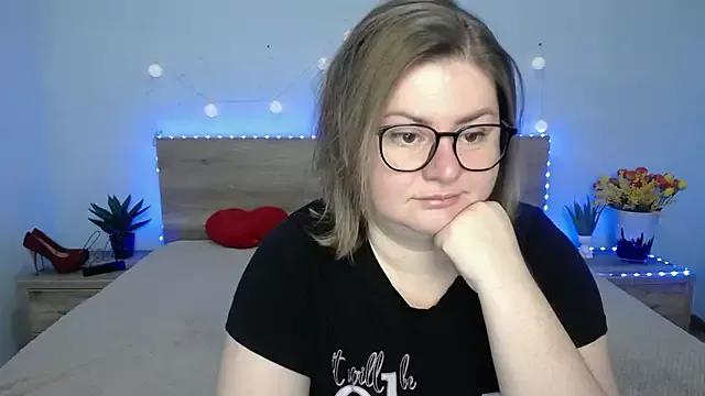 ZannaDreil from StripChat