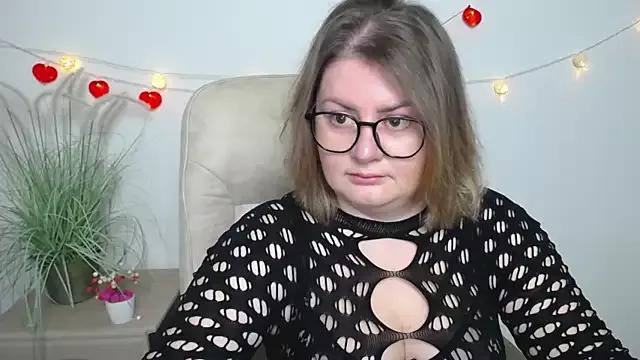 ZannaDreil from StripChat